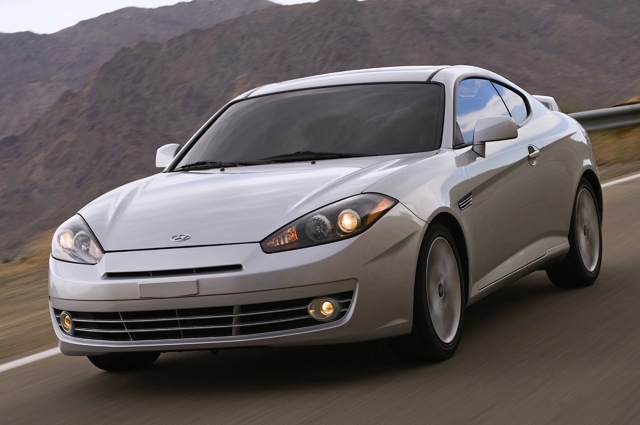 Hyundai Coupe / Tiburon photo 12