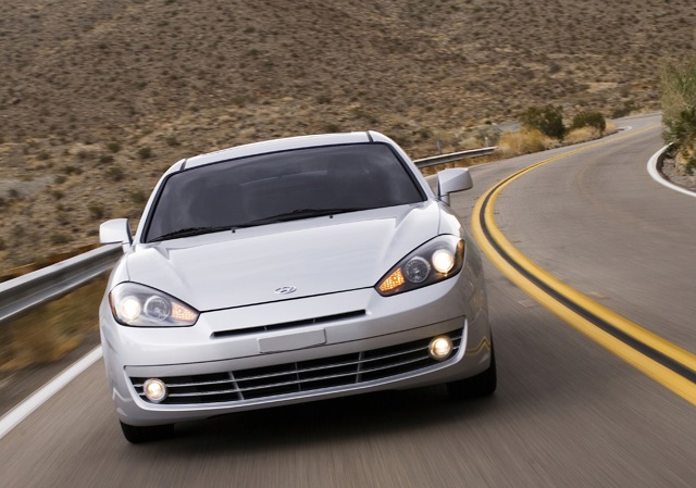 Hyundai Coupe / Tiburon photo 14