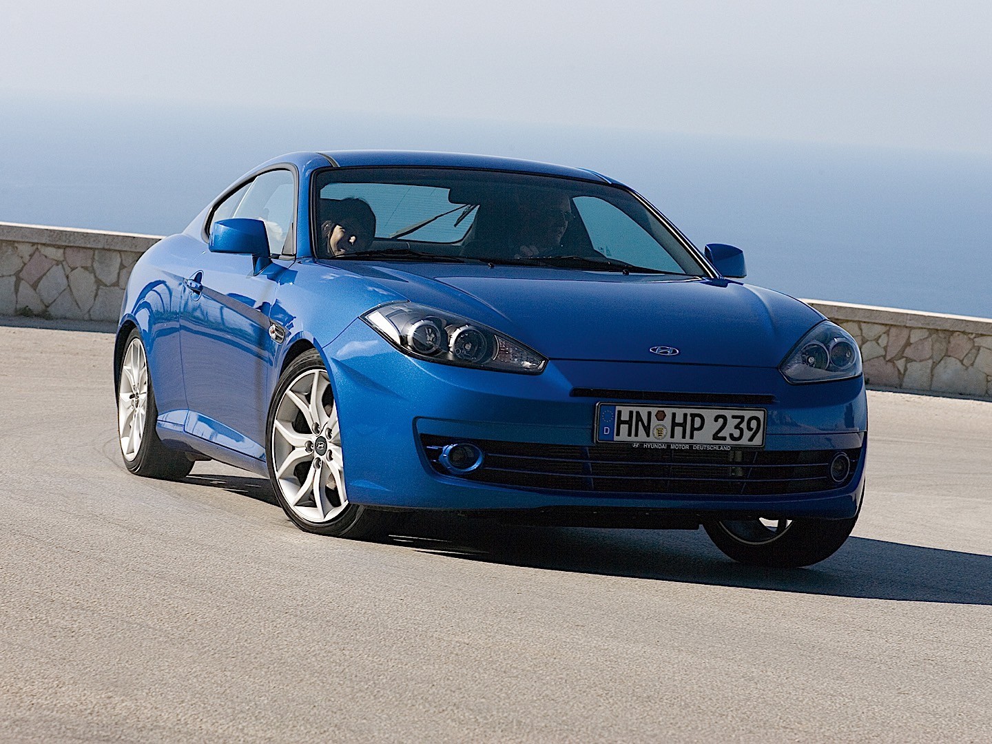 Hyundai Coupe / Tiburon photo 40