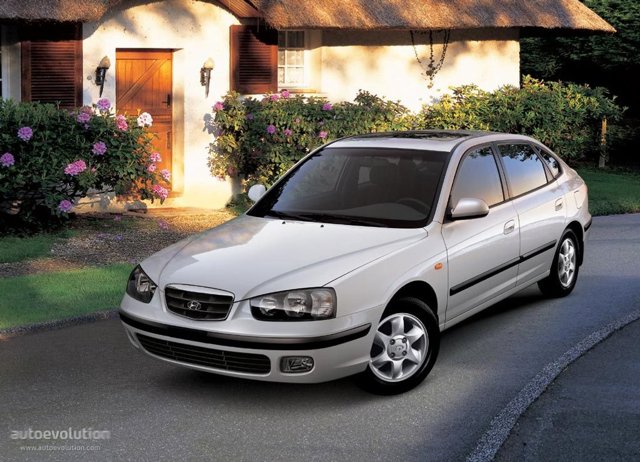 Hyundai Elantra 5 Doors photo 1