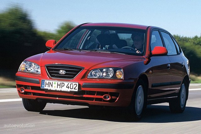 Hyundai Elantra 5 Doors photo 1