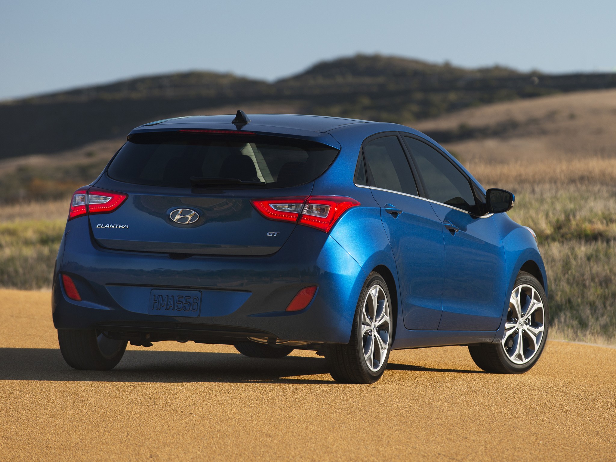 Hyundai Elantra 5 Doors photo 20
