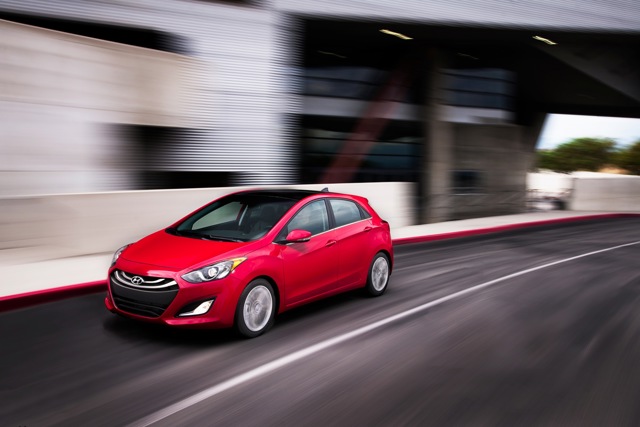 Hyundai Elantra 5 Doors photo 5