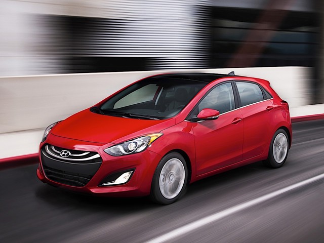 Hyundai Elantra Gt photo 7
