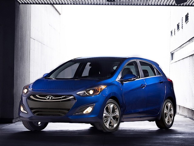 Hyundai Elantra Gt photo 8