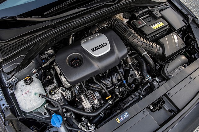 Hyundai Elantra Gt photo 59