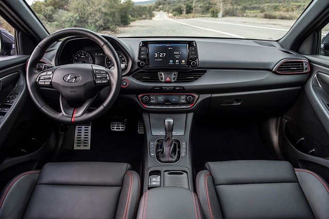 Hyundai Elantra Gt photo 60