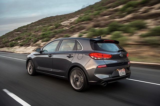Hyundai Elantra Gt photo 6