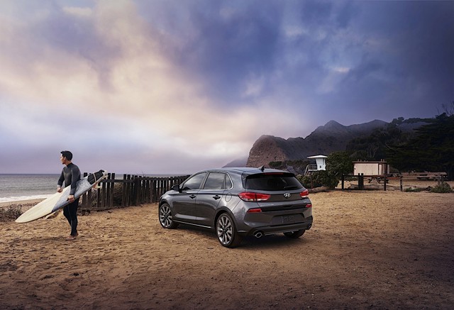Hyundai Elantra Gt photo 9