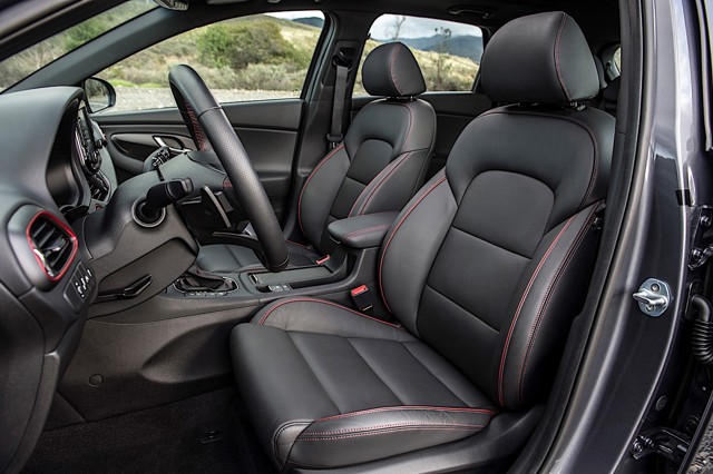 Hyundai Elantra Gt photo 68