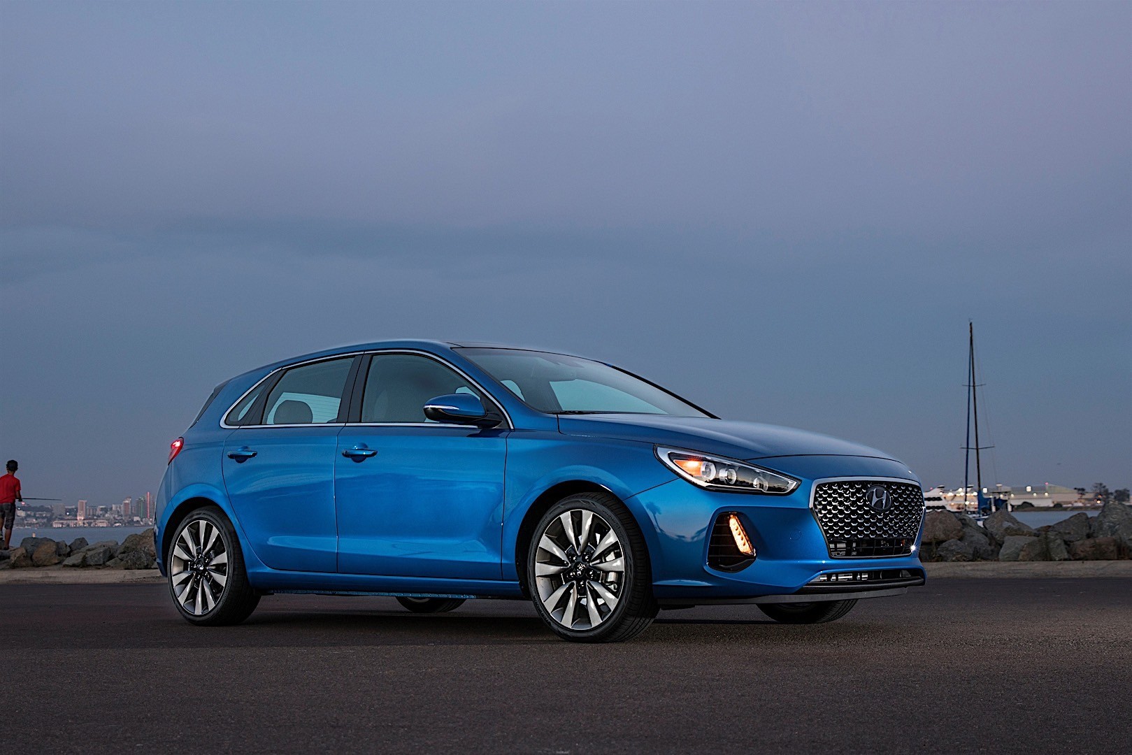 Hyundai Elantra Gt photo 15