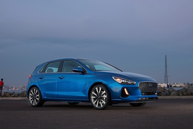 Hyundai Elantra Gt photo 15