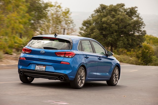 Hyundai Elantra Gt photo 21