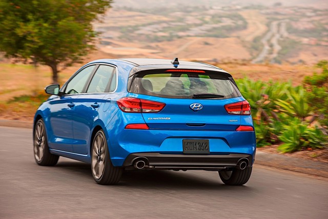 Hyundai Elantra Gt photo 25