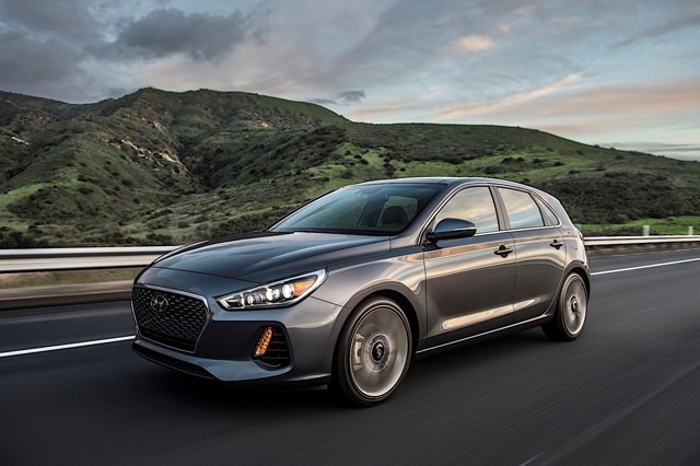 Hyundai Elantra Gt photo 33