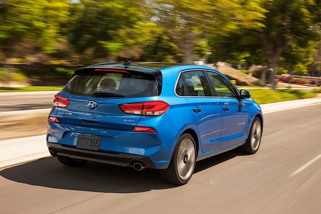 Hyundai Elantra Gt photo 35