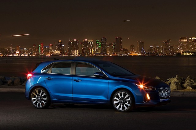 Hyundai Elantra Gt photo 48