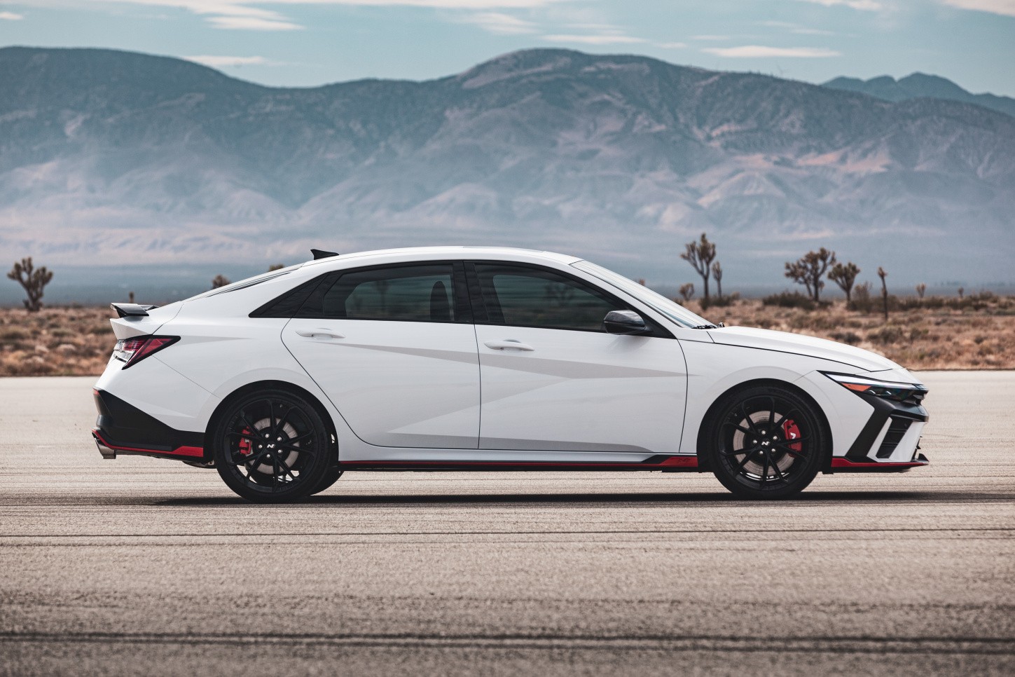 Hyundai Elantra N photo 5