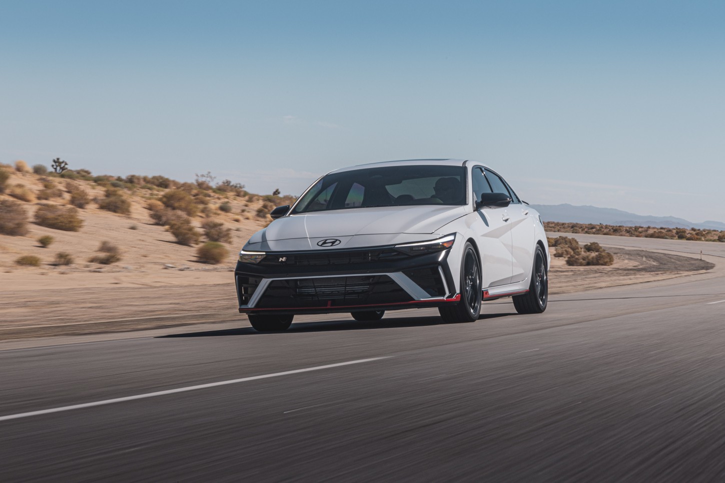 Hyundai Elantra N photo 12