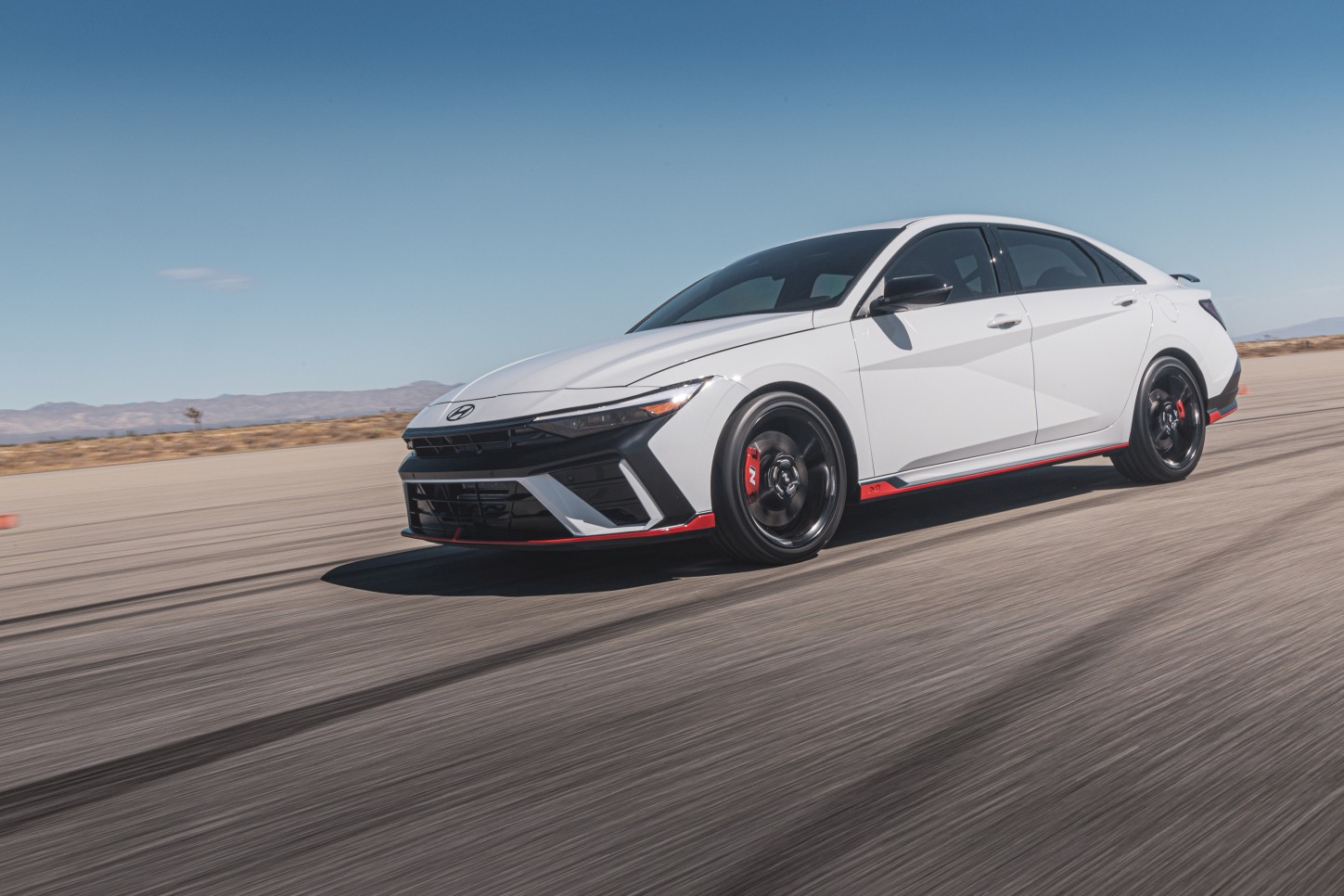 Hyundai Elantra N photo 18