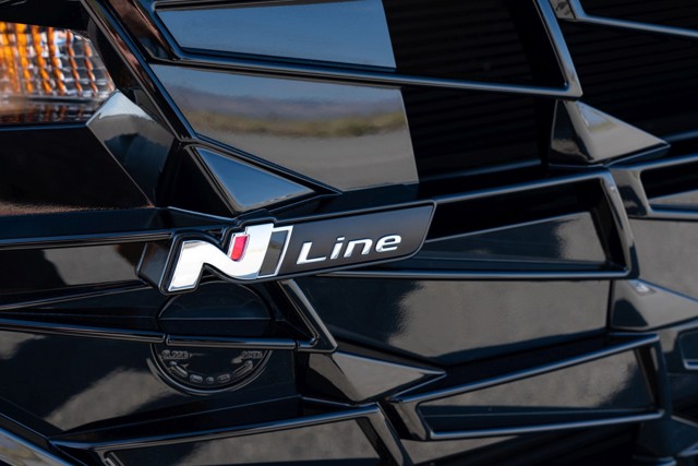 Hyundai Elantra N photo 7