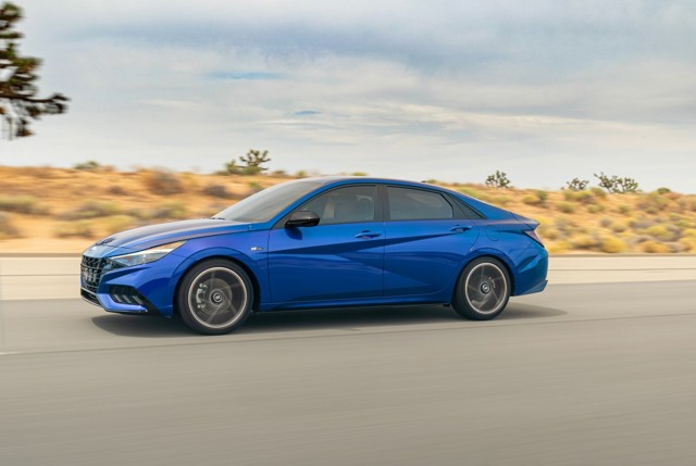 Hyundai Elantra N photo 11