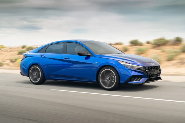 Hyundai Elantra N photo 13
