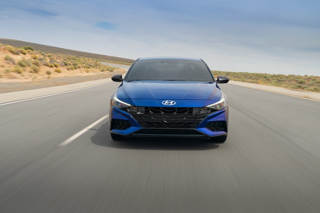Hyundai Elantra N photo 14