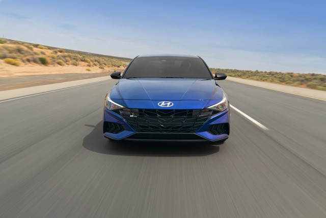 Hyundai Elantra N photo 15