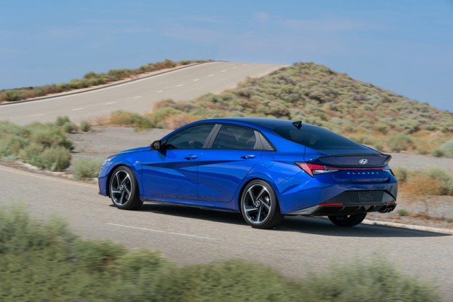 Hyundai Elantra N photo 25