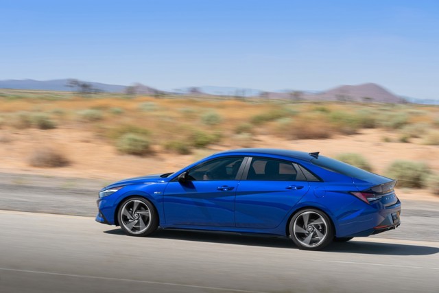 Hyundai Elantra N photo 28