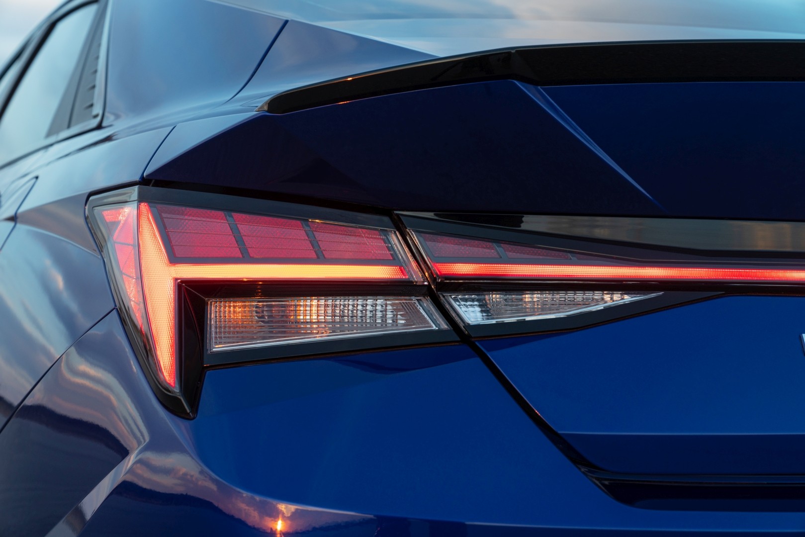 Hyundai Elantra N photo 31