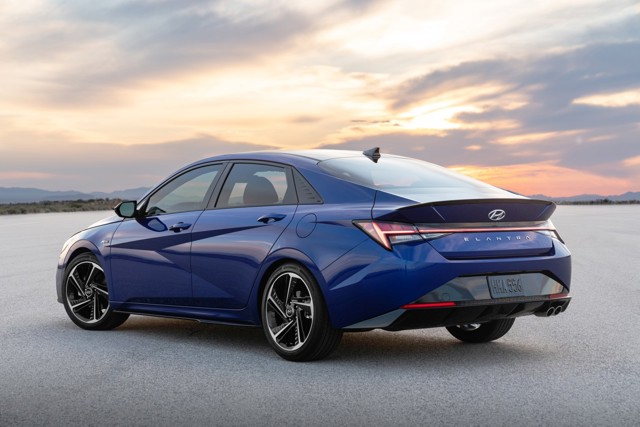 Hyundai Elantra N photo 33