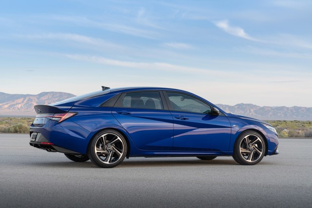 Hyundai Elantra N photo 36