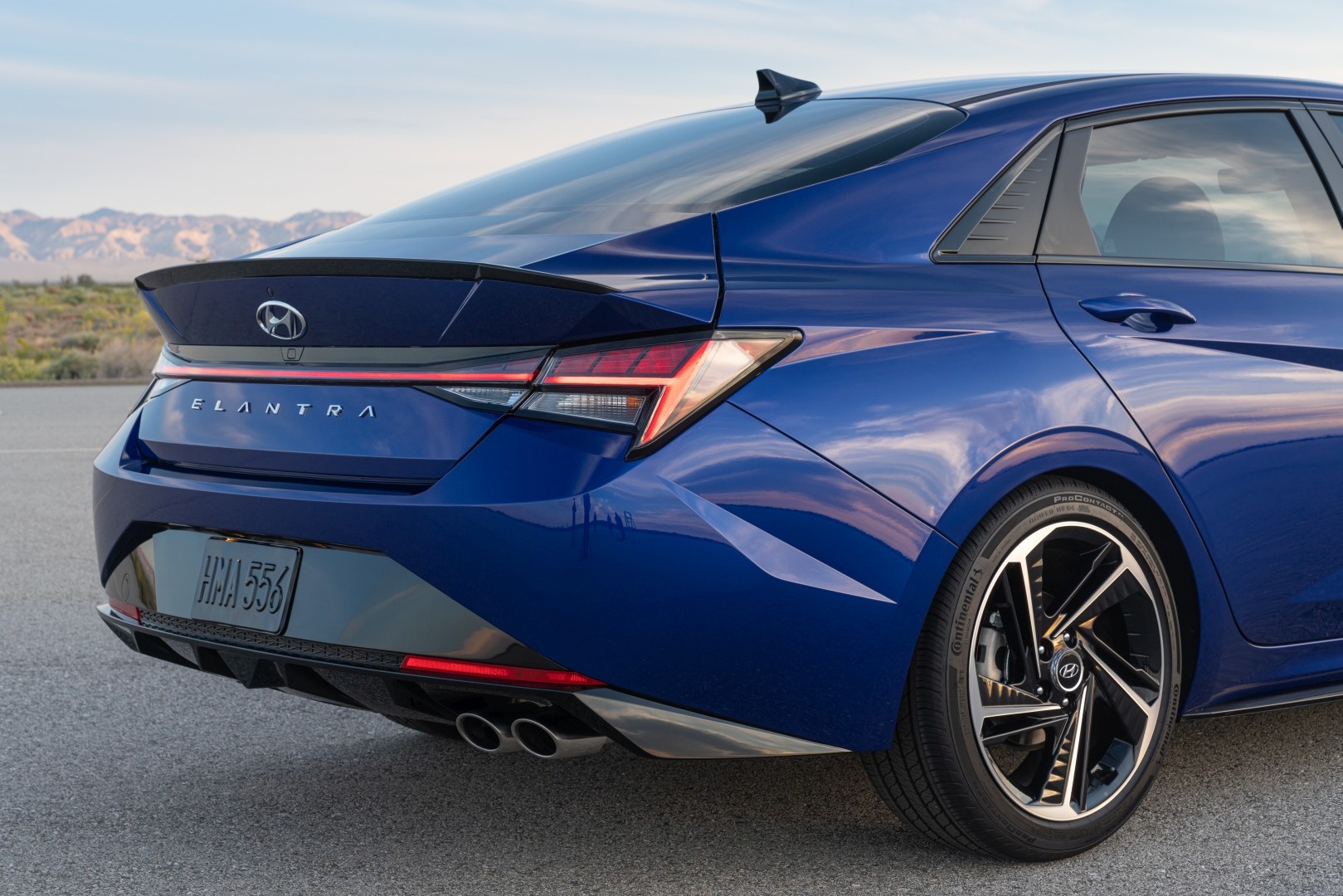 Hyundai Elantra N photo 37