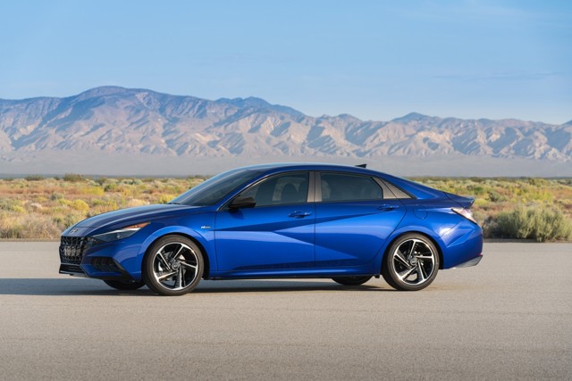 Hyundai Elantra N photo 40