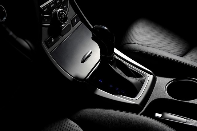 Hyundai Elantra Sedan photo 59