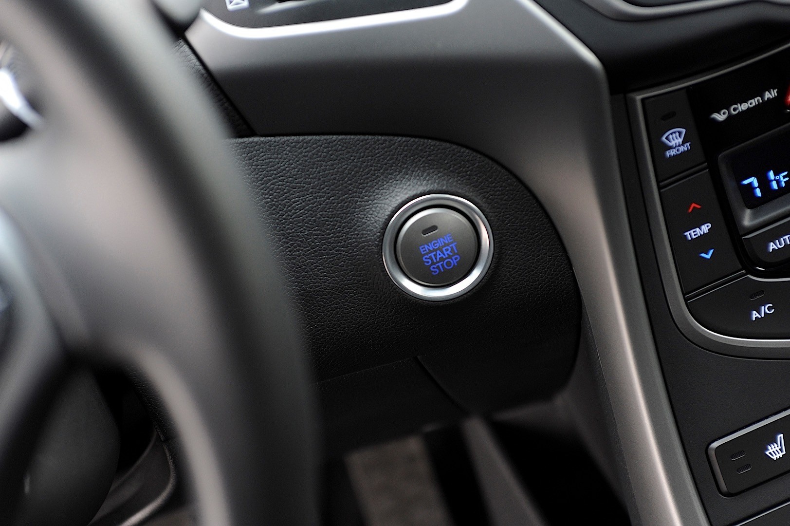 Hyundai Elantra Sedan photo 64