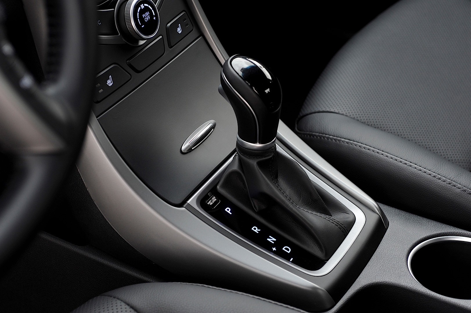 Hyundai Elantra Sedan photo 66