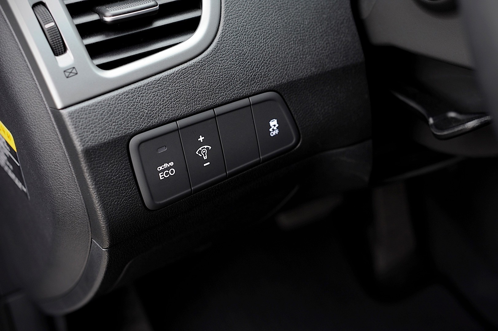 Hyundai Elantra Sedan photo 69