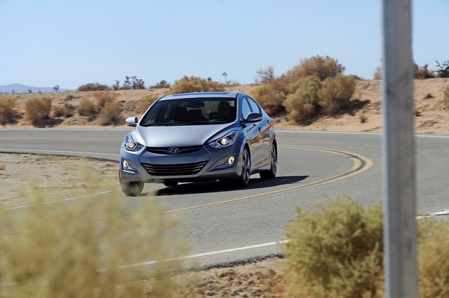 Hyundai Elantra Sedan photo 24