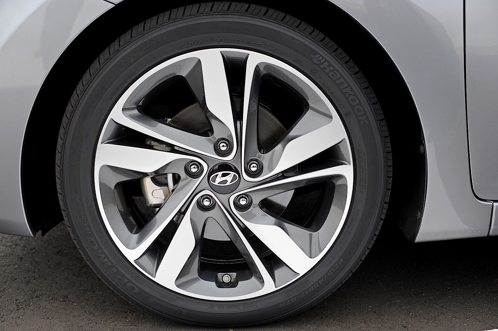 Hyundai Elantra Sedan photo 28