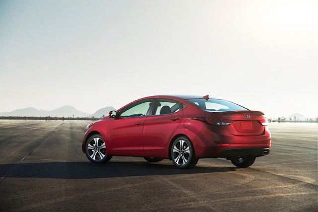 Hyundai Elantra Sedan photo 33