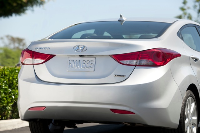 Hyundai Elantra Sedan photo 6
