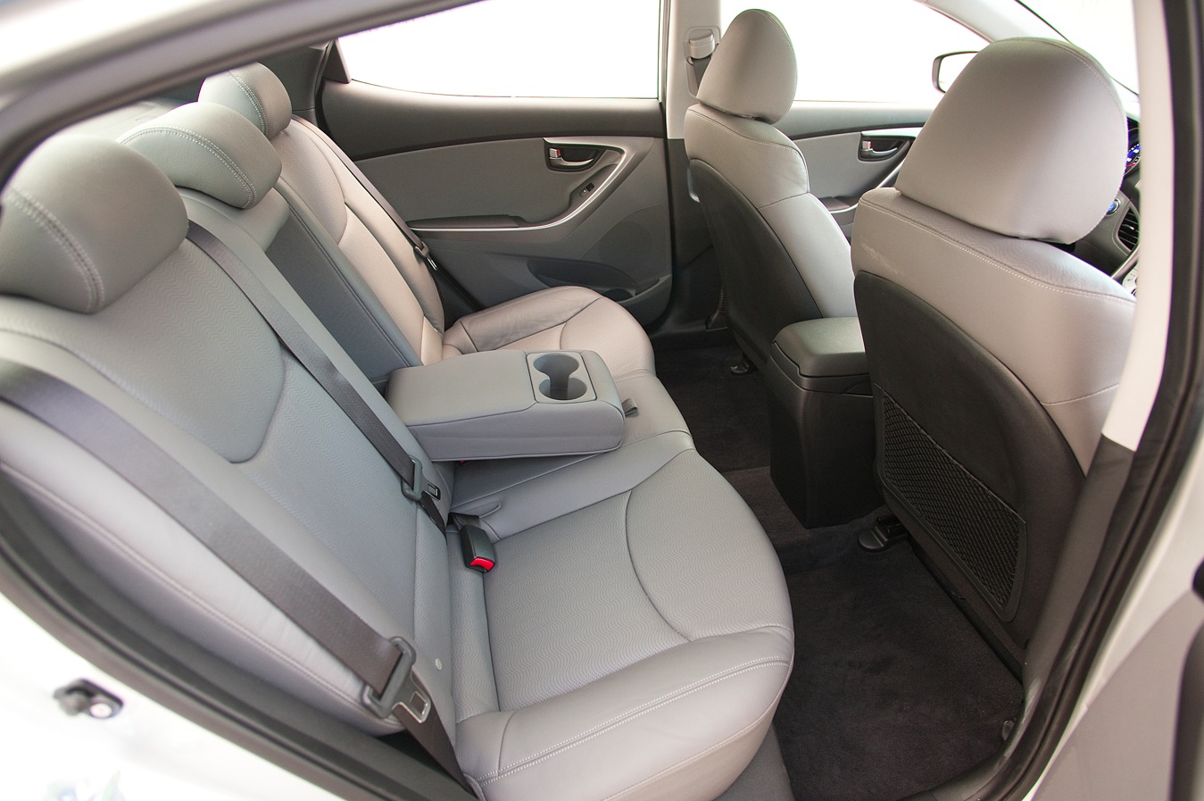 Hyundai Elantra Sedan photo 42