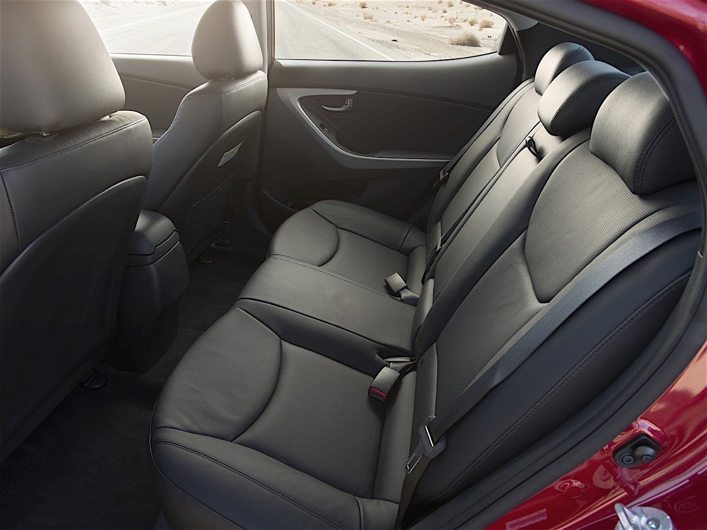 Hyundai Elantra Sedan photo 38