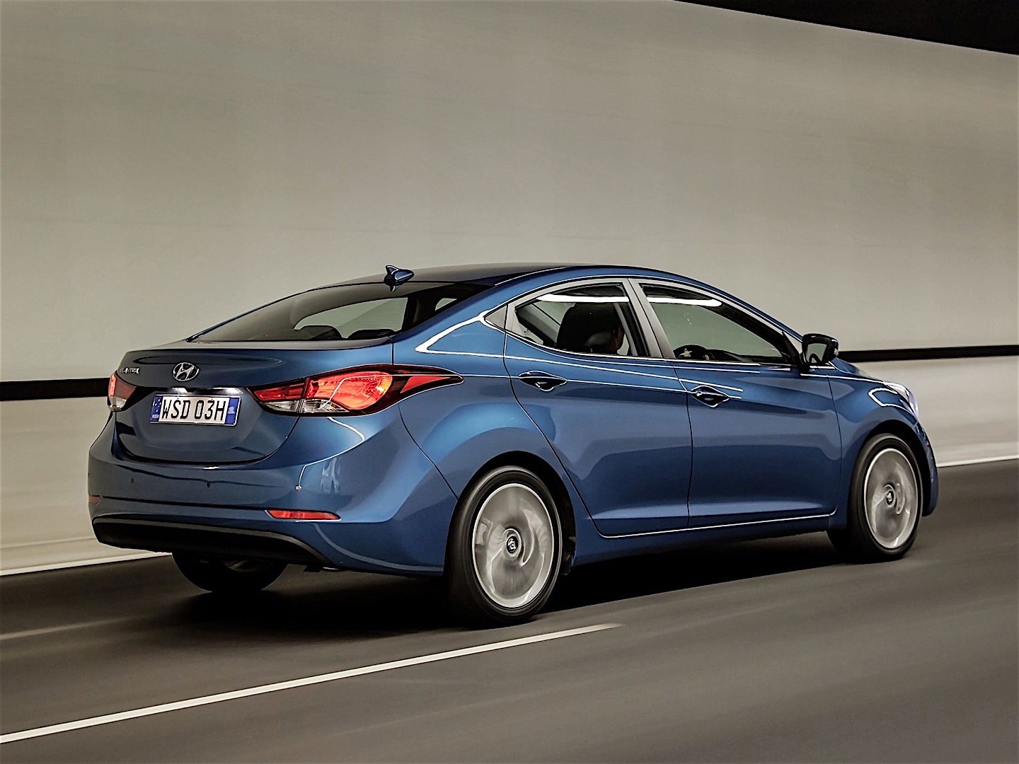 Hyundai Elantra Sedan photo 19