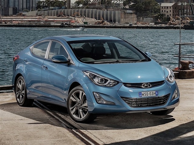 Hyundai Elantra Sedan photo 25