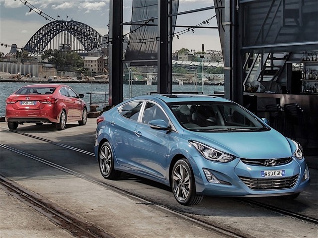 Hyundai Elantra Sedan photo 31