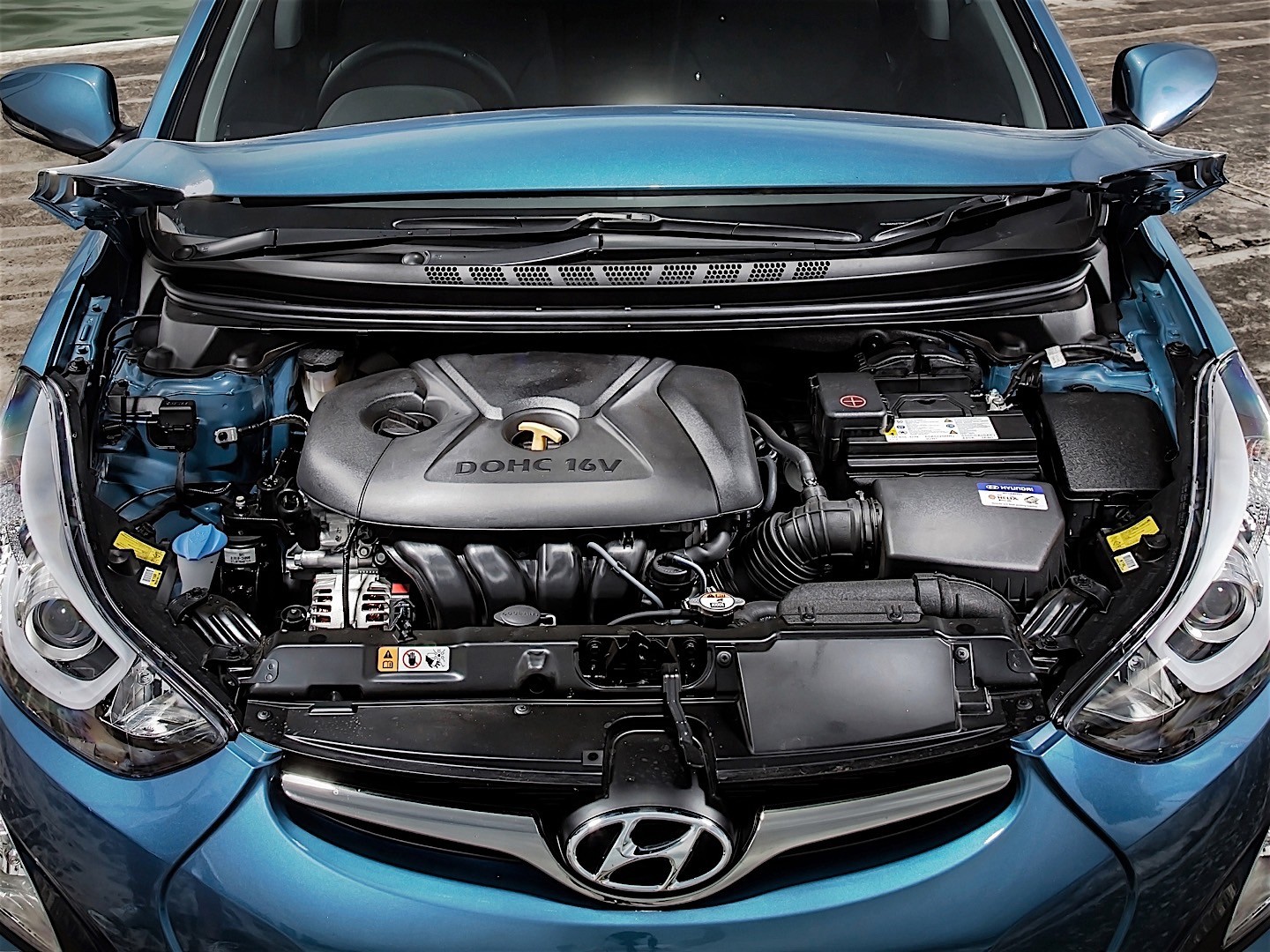 Hyundai Elantra Sedan photo 40